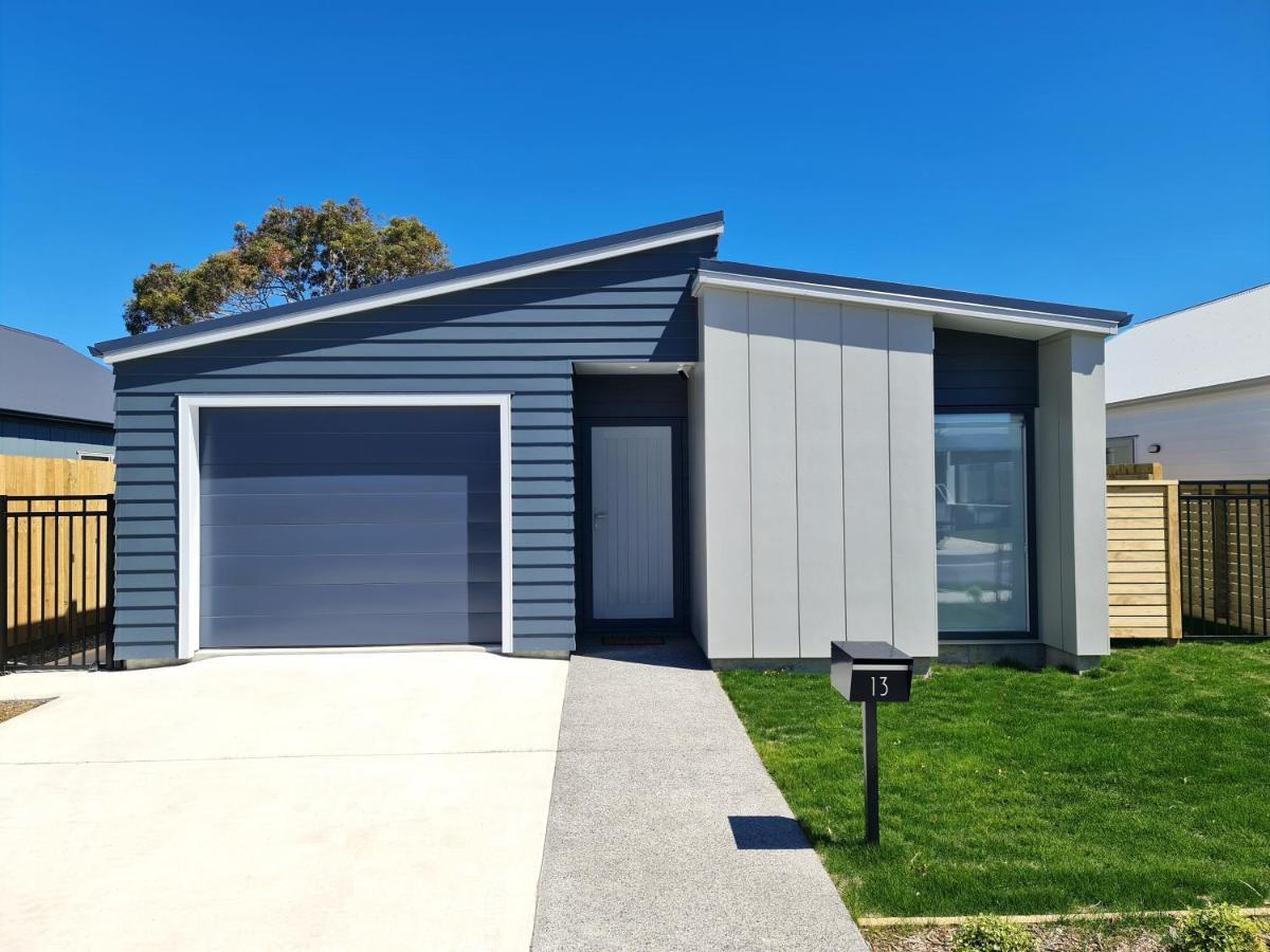 Brand New & Cosy In Kapiti - New 3-Bedrooms 4-Beds In פאראפאראומו מראה חיצוני תמונה