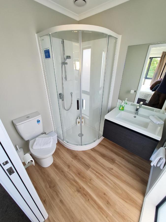 Brand New & Cosy In Kapiti - New 3-Bedrooms 4-Beds In פאראפאראומו מראה חיצוני תמונה